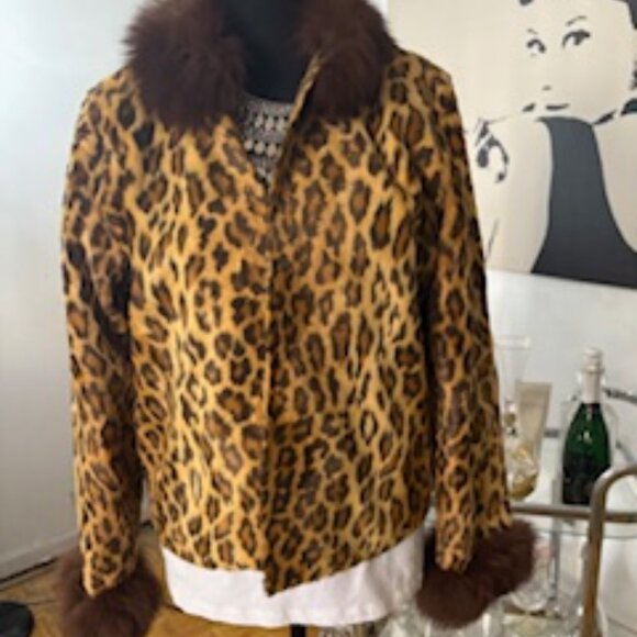 Ilana Wolf Jackets & Blazers - Faux Fur short jacket with fur collar & cuffs